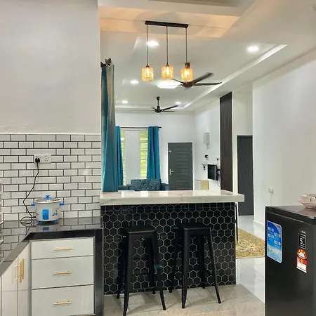 Tulip'S Homestay Kuala Berang-Free Wifi Exterior photo